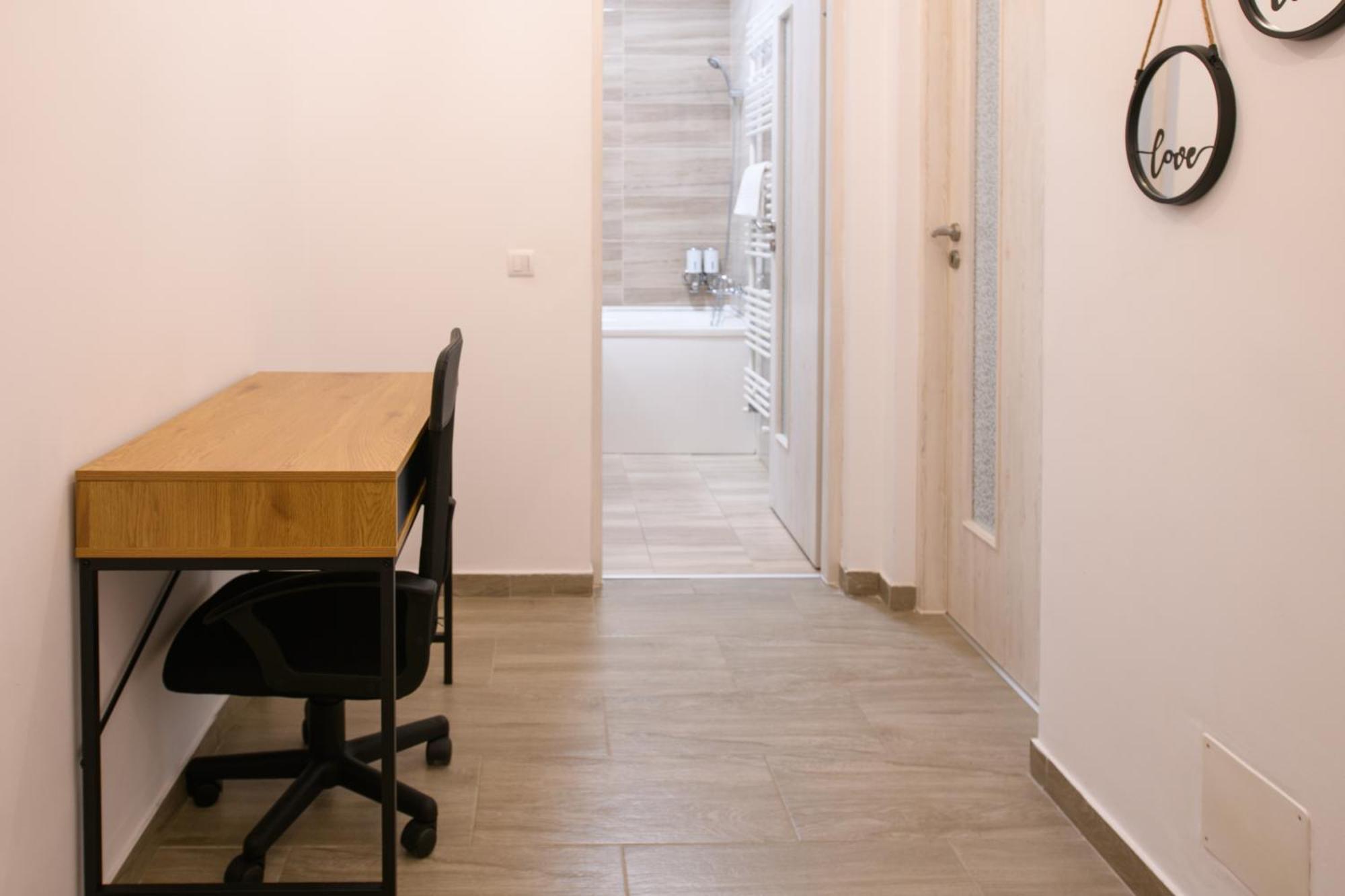 Smart Living Plaza Apartment Bucharest Exterior photo